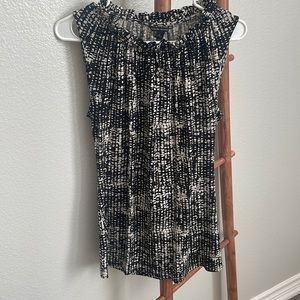 Banana Republic Short Sleeve Blouse - Black/Cream